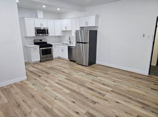 **Move In Special Second Month Free** Beautiful 1 Bedroom In Los Angeles! Newly Remodeled! A Must..., Los Angeles, CA 90048