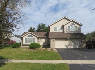 618 Sandra Dr, University Park, IL 60484
