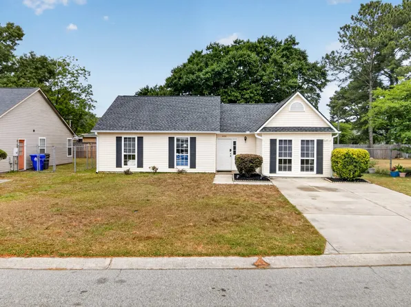4030 Bonaparte Dr, North Charleston, SC 29418