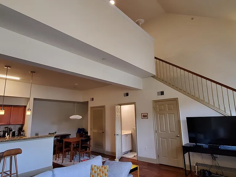 1 Academy Cir #311 — Photo 5