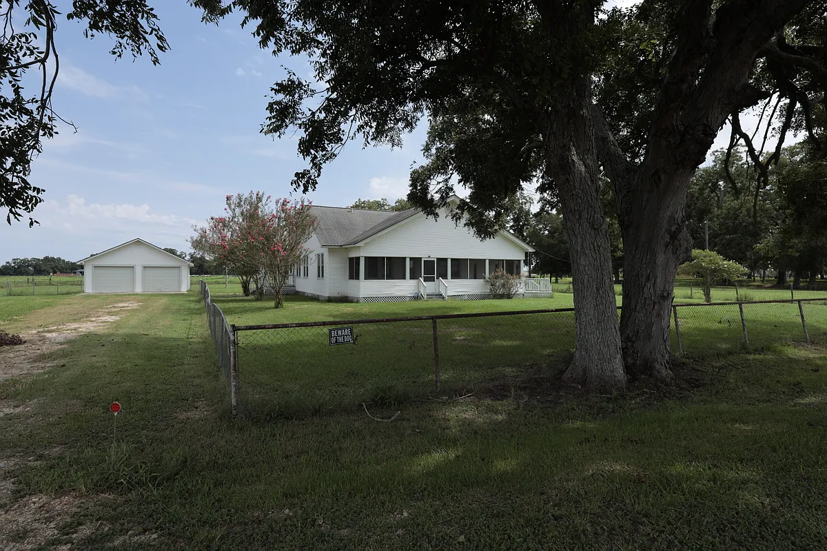 Building Photo - 2389 County Road 158