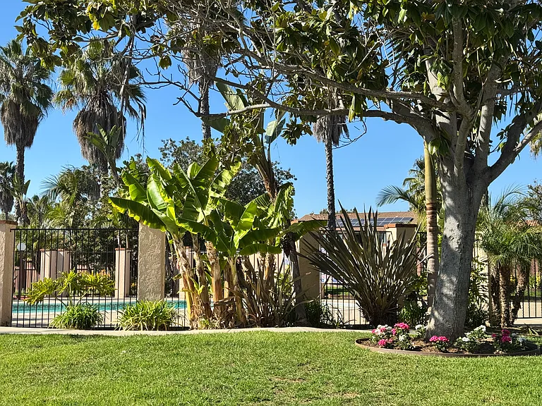 Escondido Villas