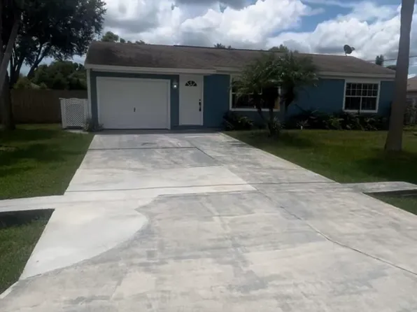 1790 SE North Buttonwood Dr, Port Saint Lucie, FL 34952