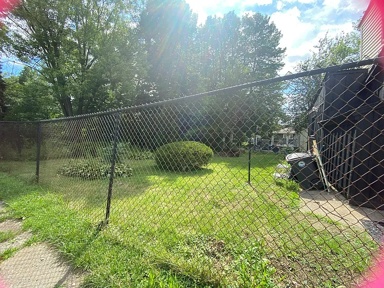 9918 Sandusky Ave — Photo 25