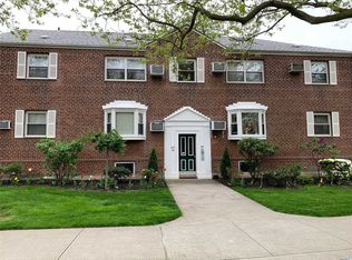 89-38 155th Ave #3, Howard Beach, NY 11414