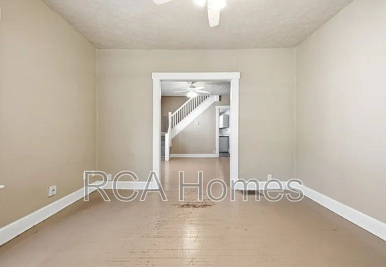 71 N Whittier Pl — Photo 4