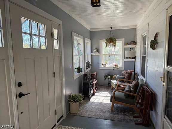 5th image of 29 Lakeside Rd