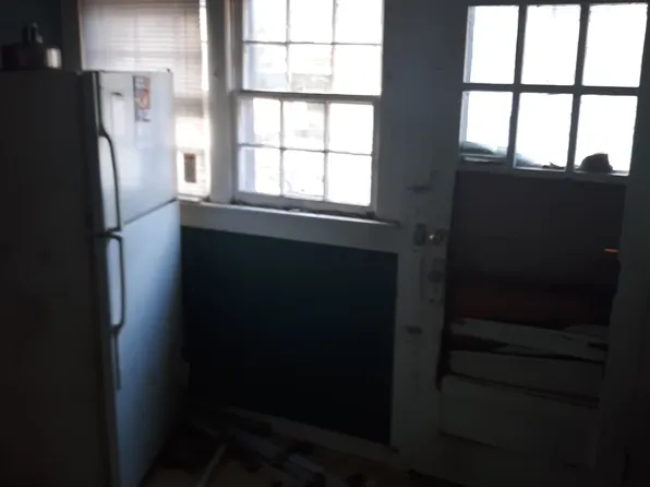 607 Washington St, Burlington, NC 27217