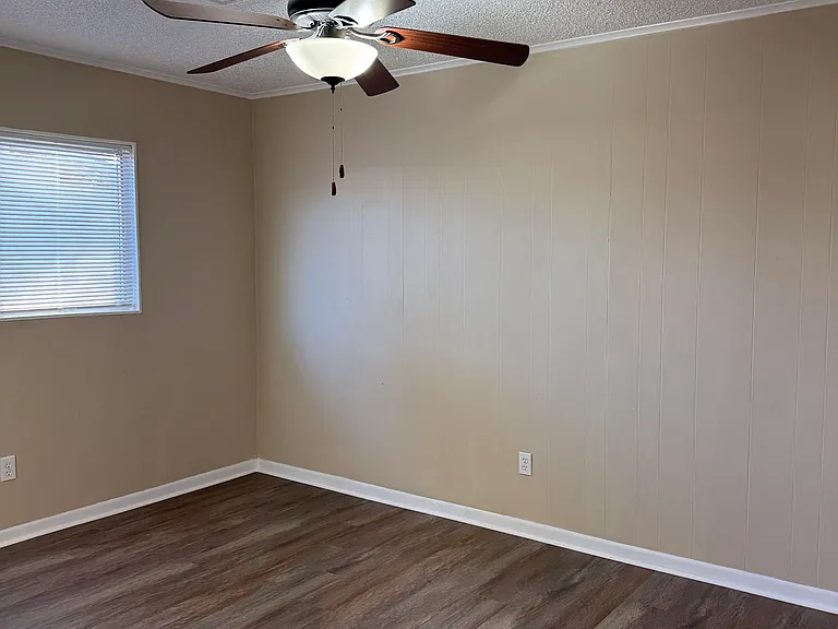 Bedroom #1