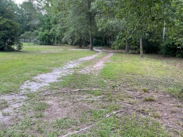 1472 2nd Texas Rd, Saint George, SC 29477