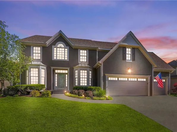 9306 W 150th St, Overland Park, KS 66221
