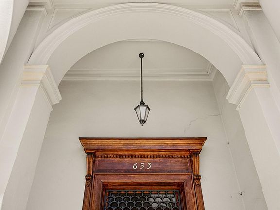 5th image of 653 Dolores St