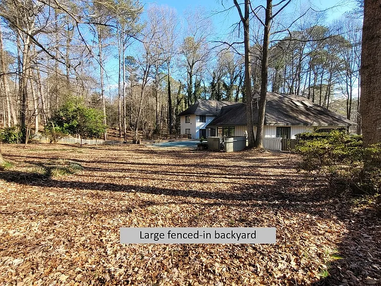 9610 Farmbrook Ln — Photo 51