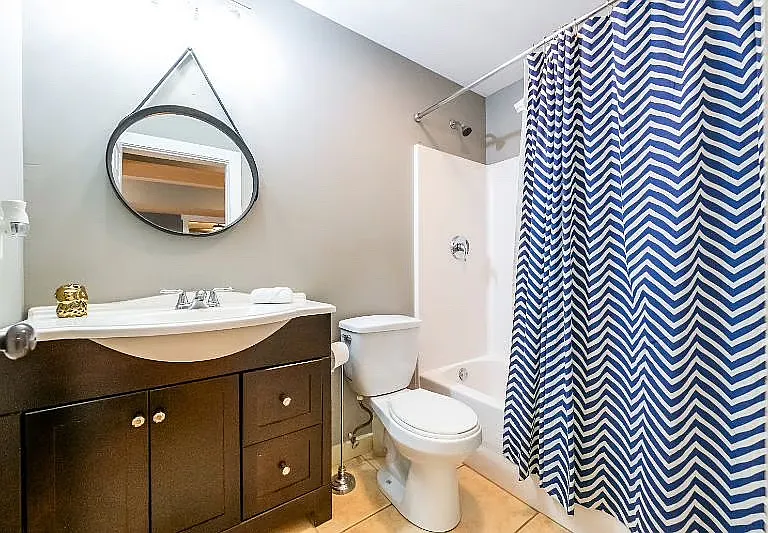 4580 Carriage Walk Ln — Photo 24