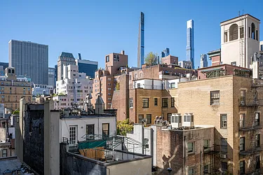 650 Park Avenue, #9A