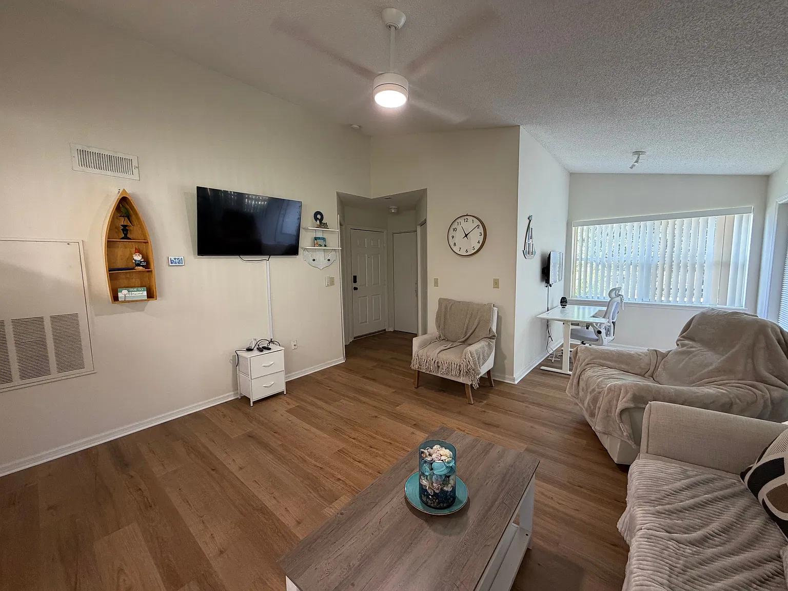 2 bed, 2.0 bath, $3,000 — Photo 4
