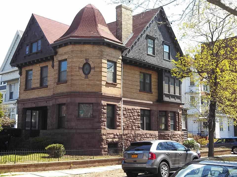 2nd image of 2614 Kennedy Blvd
