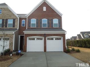 302 Dechlan Ln, Cary, NC 27513