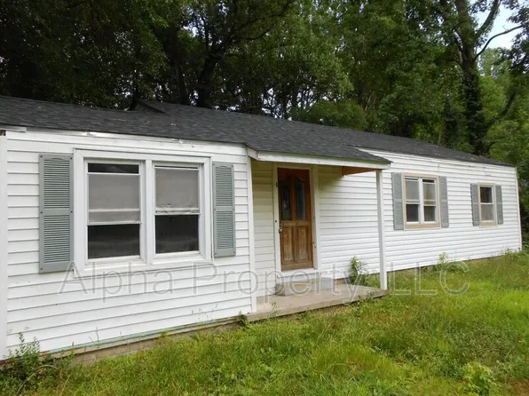 31 Foxhall Rd, Greenville, SC 29605