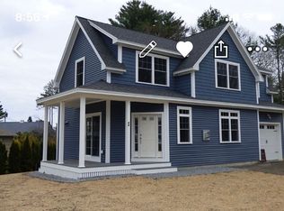 48 Spring St, Wells, ME 04090