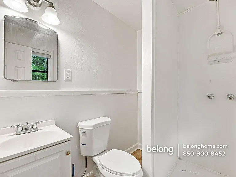 6011 Greenwood Ln — Photo 17