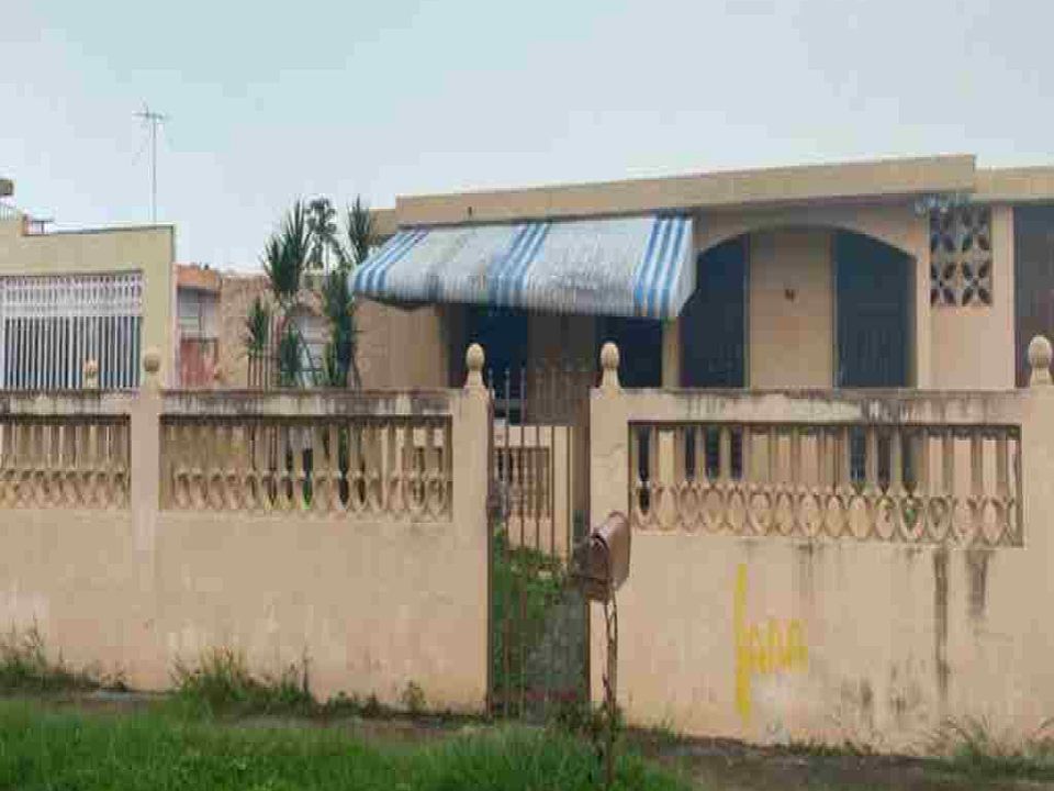 2nd image of 191-26 Calle 522
