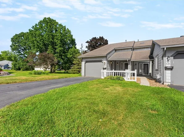 440 Summerhaven Dr N, East Syracuse, NY 13057