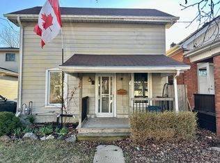 9 Superior St, Brantford, ON