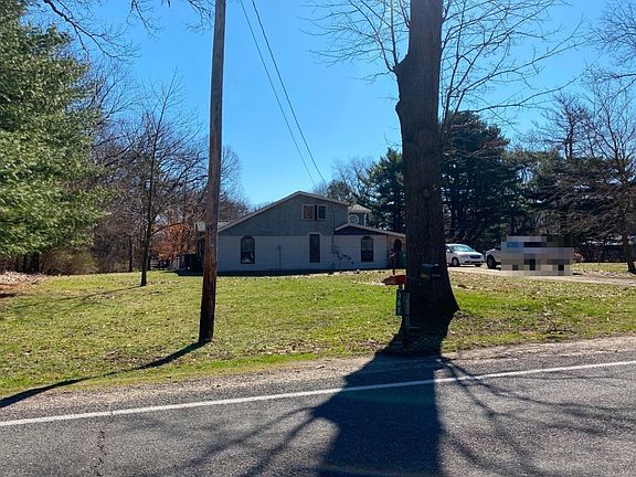 3rd image of 70147 Ironwood Dr