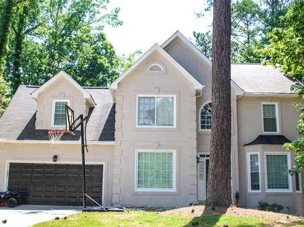 7550 Waters Edge Dr, Stone Mountain, GA 30087