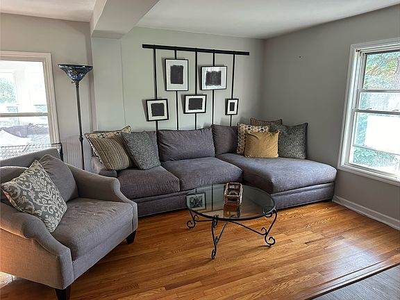 5th image of 188 Durston Ave