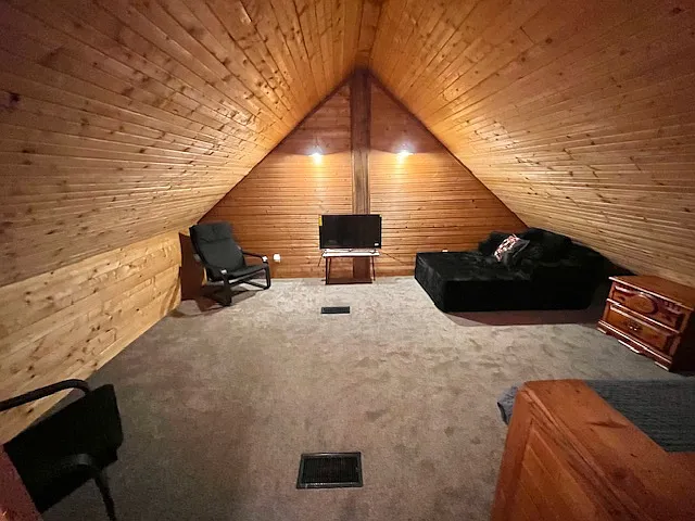 223 Oak Tree Dr — Photo 8