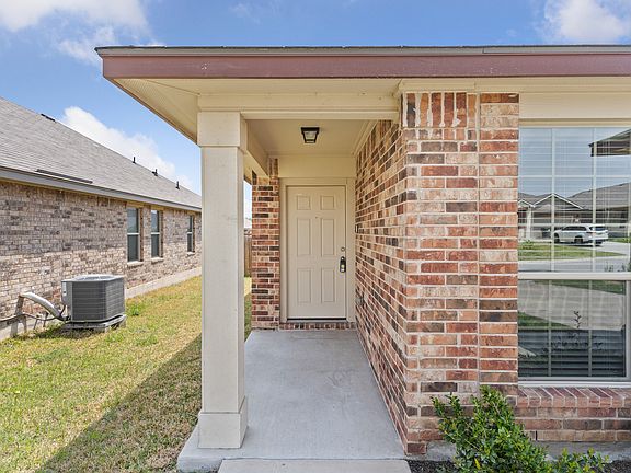 3rd image of 6313 Dorothy Muree Dr