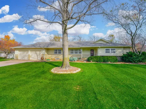 2406 N Cardinal Dr, Wichita, KS 67204