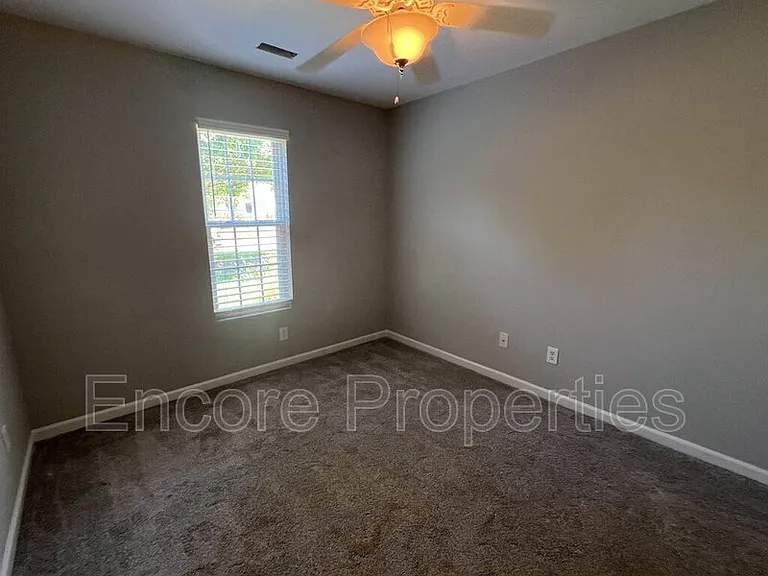 108 Braxberry Way — Photo 16