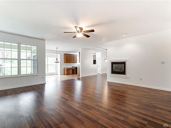 4th image of 2782 Double Eagle Dr #252