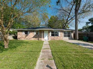 140 W Hartel St, Sour Lake, TX 77659