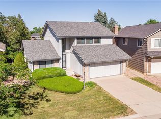 10325 E Weaver Cir, Englewood, CO 80111