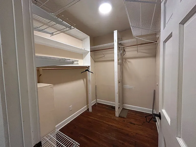 13 Elizabeth St #A — Photo 31