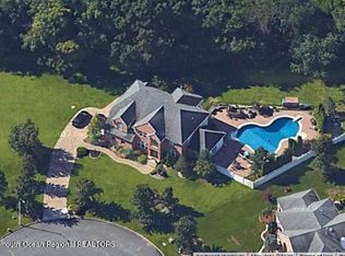 12 Anthony Way, Farmingdale, NJ 07727