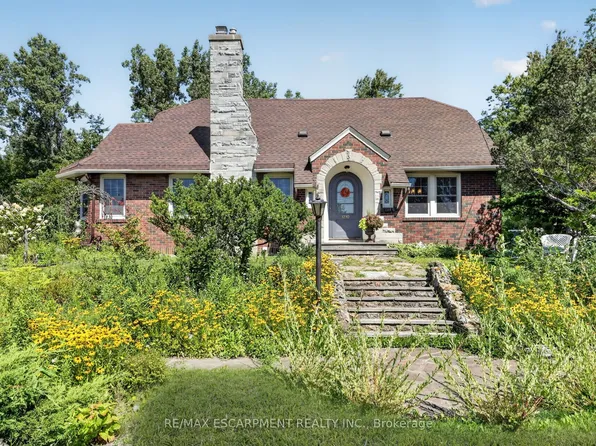 1210 Garrison Rd, Fort Erie, ON L2A 1P1