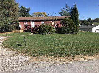 7705 Brooklyn Rd, Radford, VA 24141