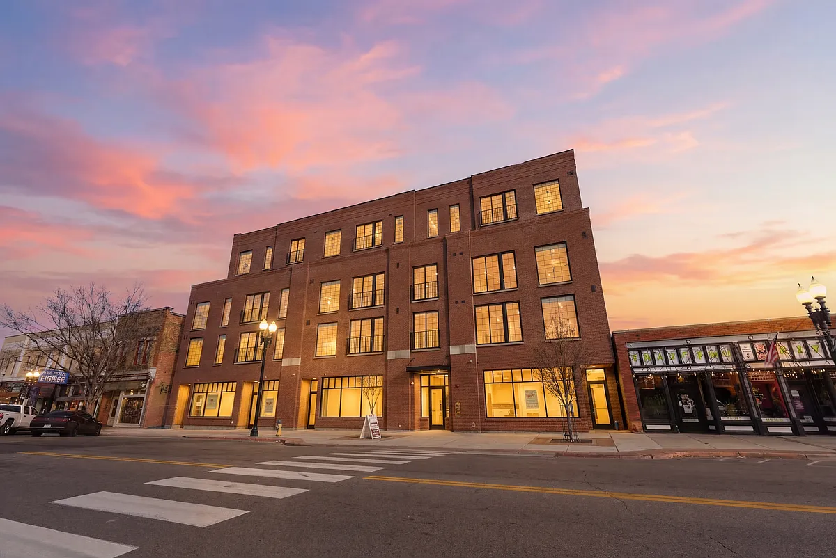 Building Photo - Union Walk Apartments