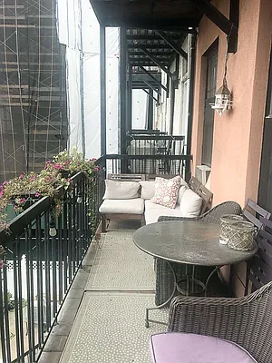 Rented by Francine Realty | media 32