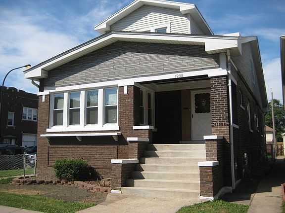 2nd image of 1938 S 58th Ct