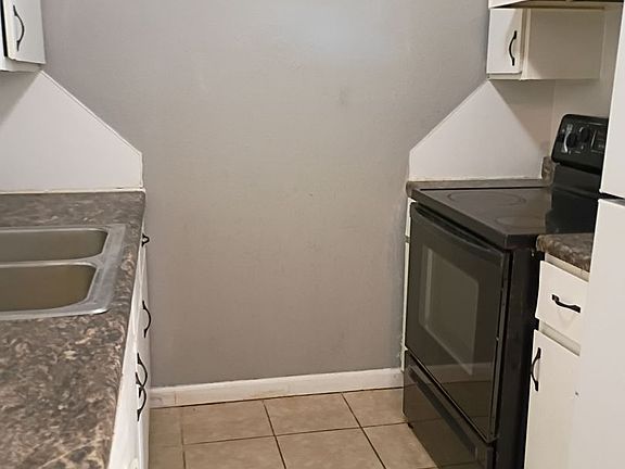 5th image of 4511 High St Unit 10