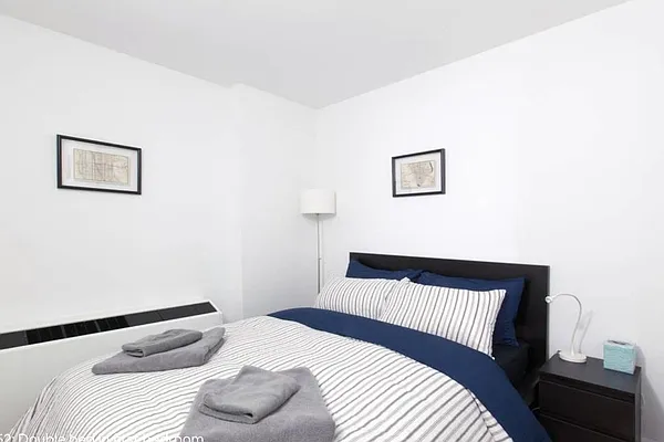 Rented by Lalezarian Properties | media 9