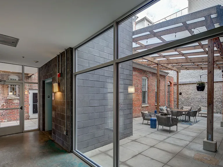 Montgomery Square Apartments — Photo 19