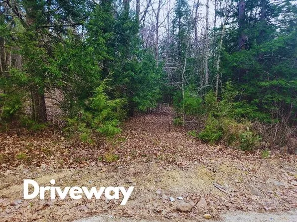 397 Shackford Corner Road, Barnstead, NH 03225