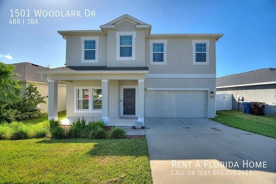 Energy-Efficient Solar Home! Fully Fenced Backyard! — Photo 1